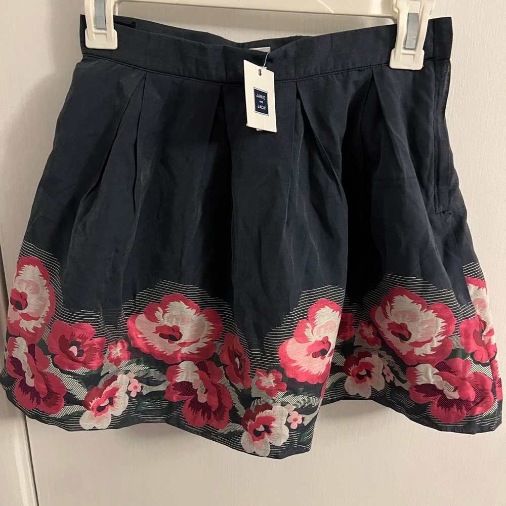 Brand NEW with tags Janie and Jack floral skirt